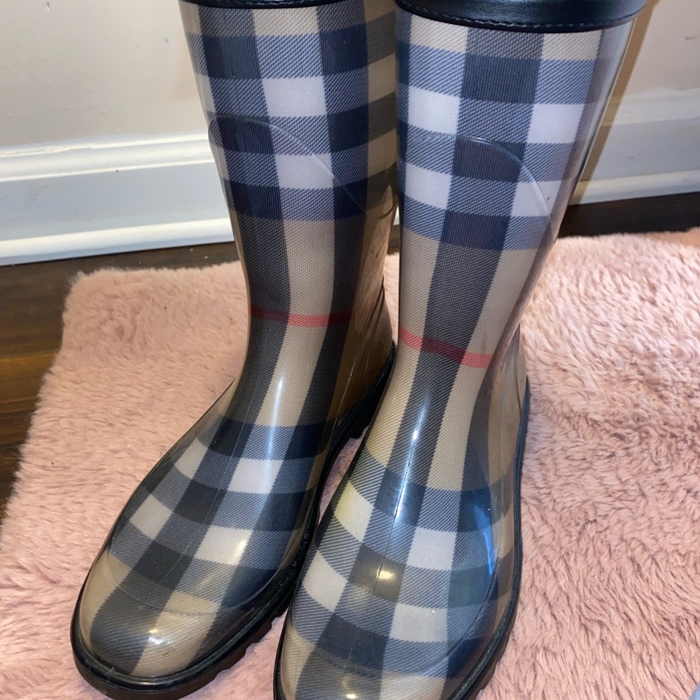 Burberry Plaid Winter Rain Boots - Black, White, Red